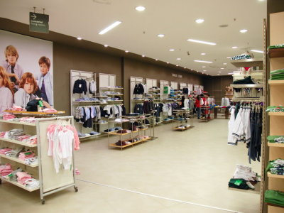 temporary-store-benetton-foggia14