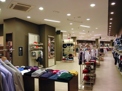 temporary-store-benetton-foggia21
