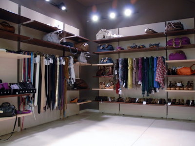 temporary-store-benetton-foggia22