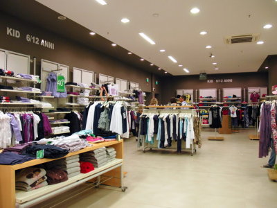temporary-store-benetton-foggia2