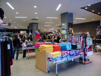 temporary-store-benetton-foggia38