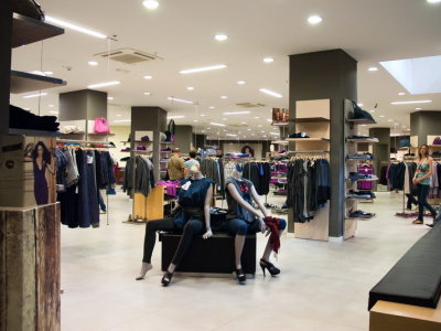 temporary-store-benetton-foggia39