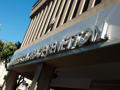 temporary-store-benetton-foggia42